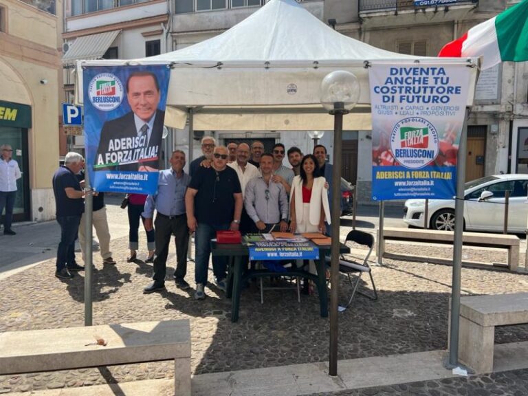 Forza Italia riparte con i tesseramenti anche in provincia di Palermo: numerose le adesioni FOTO