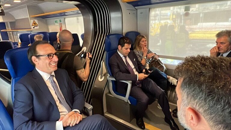 Mobilità: Regione e Trenitalia presentano nuovi treni veloci tra Palermo e aeroporto