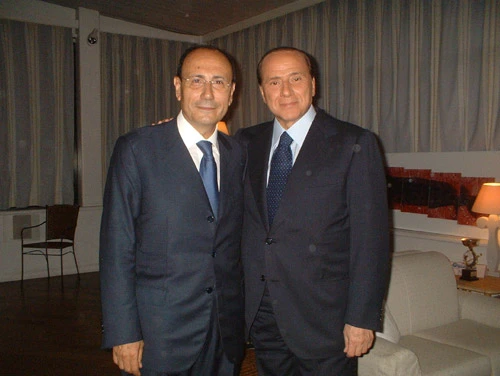 Berlusconi: bandiere a mezz’asta alla Regione e giunta rinviata, Schifani invita Ars a sospendere lavori