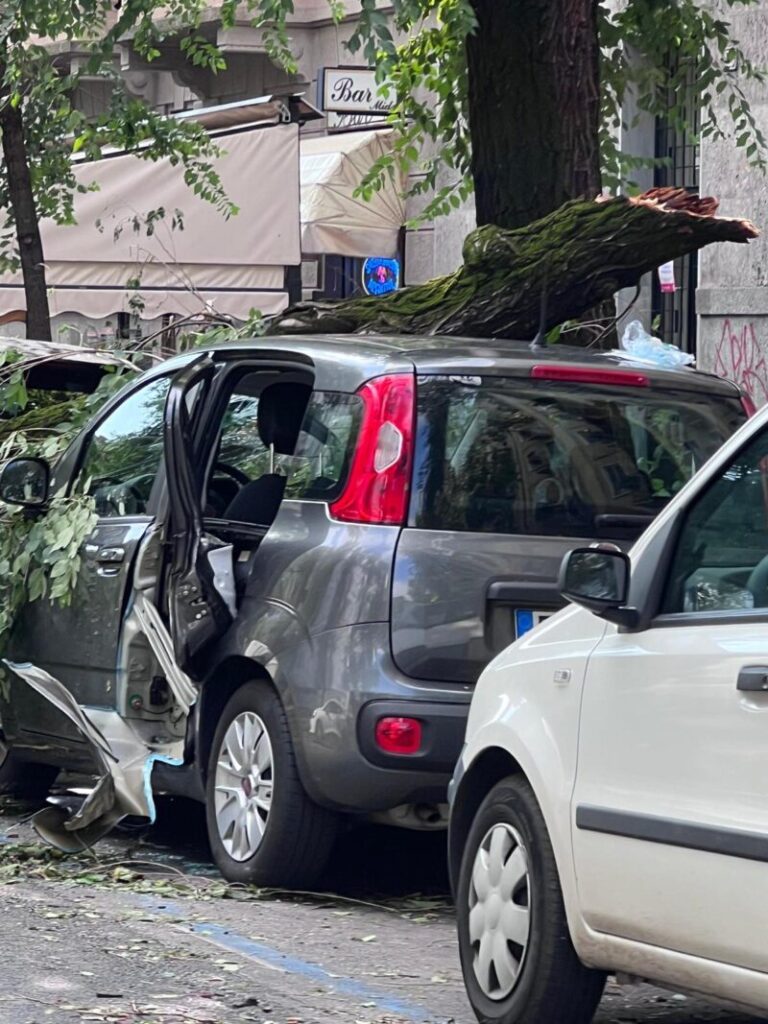 Maltempo in Lombardia: la devastazione dopo la bomba d’acqua FOTO E VIDEO