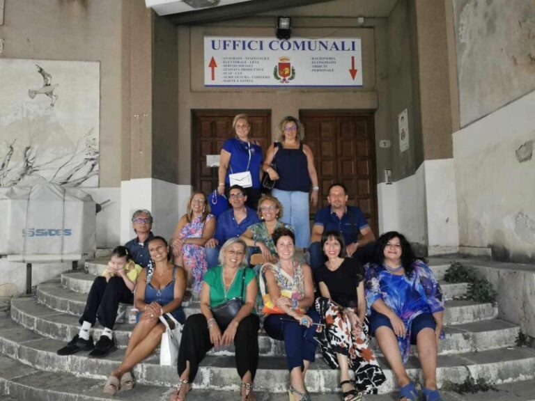 Caccamo: si ritrovano dopo 32 anni gli studenti dell’istituto magistrale “G. A. De Cosmi” FOTO