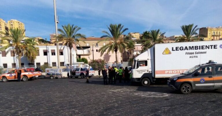 Protezione Civile Sicilia a Lampedusa per fronteggiare l’emergenza sbarchi