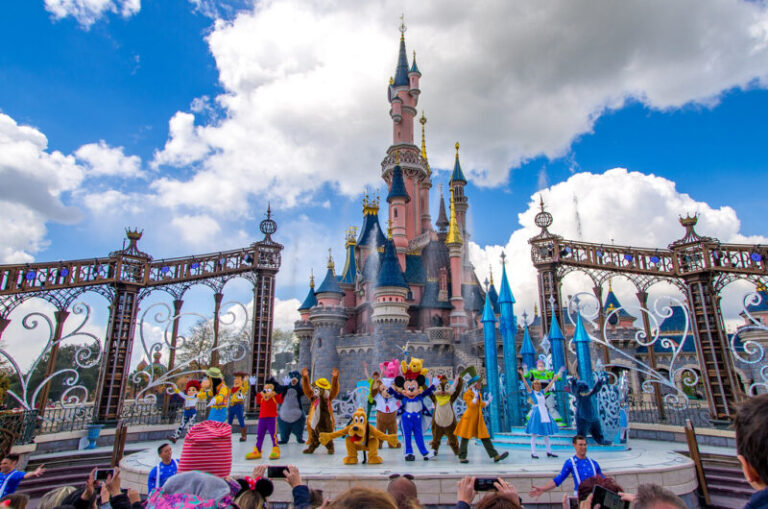 Disneyland Paris cerca personale: il 12 ottobre selezioni a Palermo
