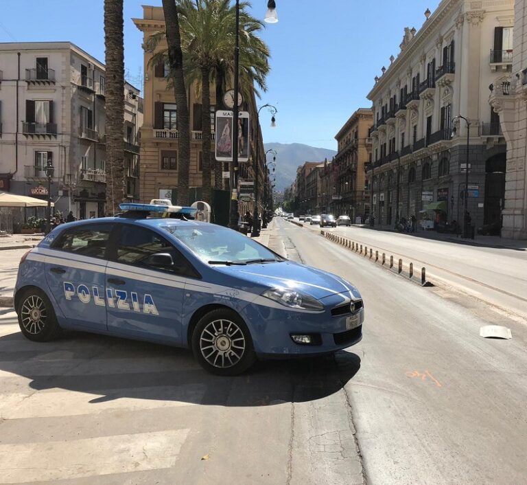 Violenta rapina ad anziana in casa: Polizia arresta quattro palermitani