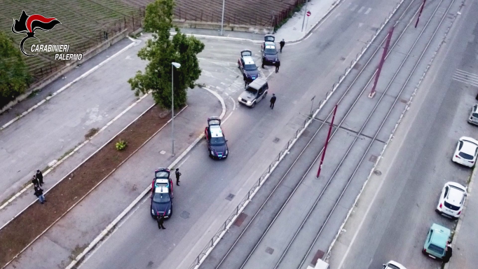 Palermo: azzerate tre piazze di spaccio allo Sperone, 18 indagati VIDEO