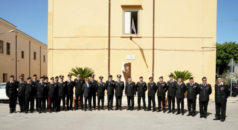 Visita del generale C.A. Galletta al 12° reggimento carabinieri Sicilia