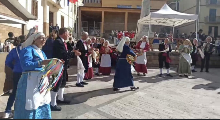 Entra nel vivo la sagra dell’olio e della mandorla a Montemaggiore Belsito: la diretta della giornata conclusiva VIDEO