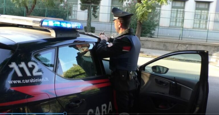 Rapina ad un supermercato: carabiniere libero dal servizio vede tutto, un arresto a Palermo