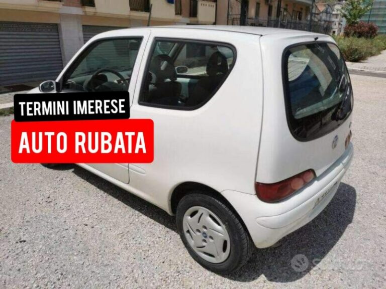 Ladri in azione nella notte a Termini Imerese: rubata un’auto in via Libertà