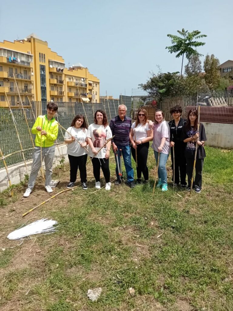 Un “orto condiviso”: la nuova iniziativa della Banca del tempo Himerense con gli studenti del liceo artistico