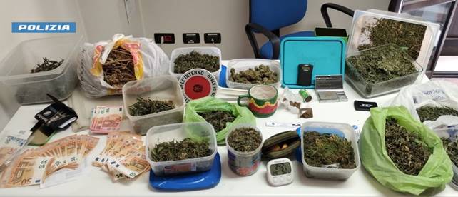 Provincia di Palermo: arrestato 38enne, aveva una piantagione di Marijuana indoor