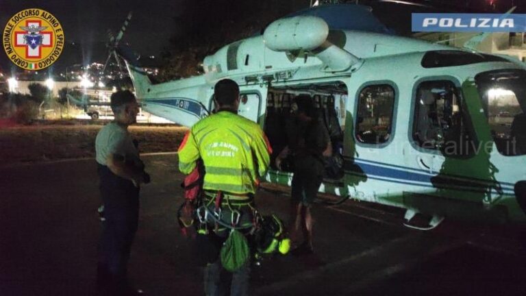 Intervento con l’elicottero della Polizia per salvare un escursionista in difficoltà FOTO