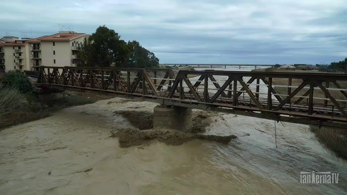 Esondazione Salso, Schifani: «Regione aveva già dato l’allarme e stamattina ha attivato il sistema di Protezione civile a Licata» VIDEO