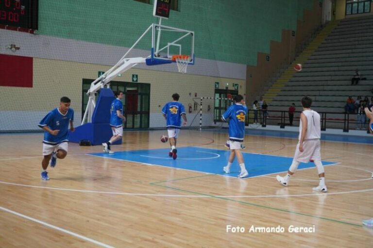 Cefalù basket: trasferta amara per la Zannella