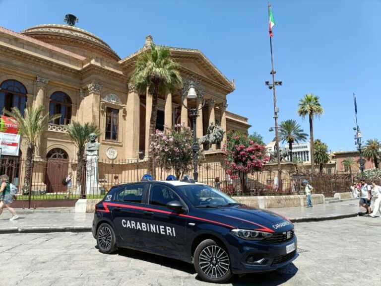 Contrasto allo spaccio di droga nel centro di Palermo: i carabinieri arrestano trentenne    